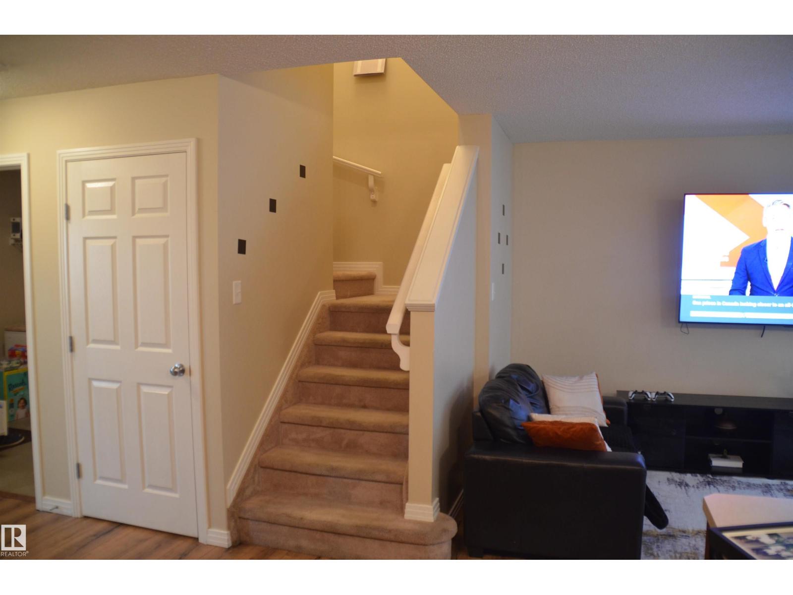 1412 152 Nw, Edmonton, Alberta  T5Y 0Y7 - Photo 9 - E4488428