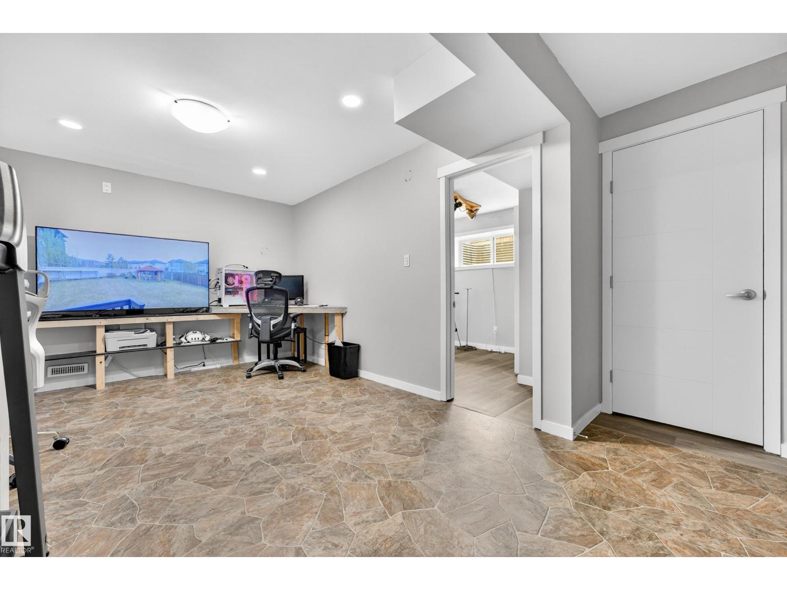4371 Annett Cm Sw, Edmonton, Alberta  T6W 2V6 - Photo 41 - E4488430