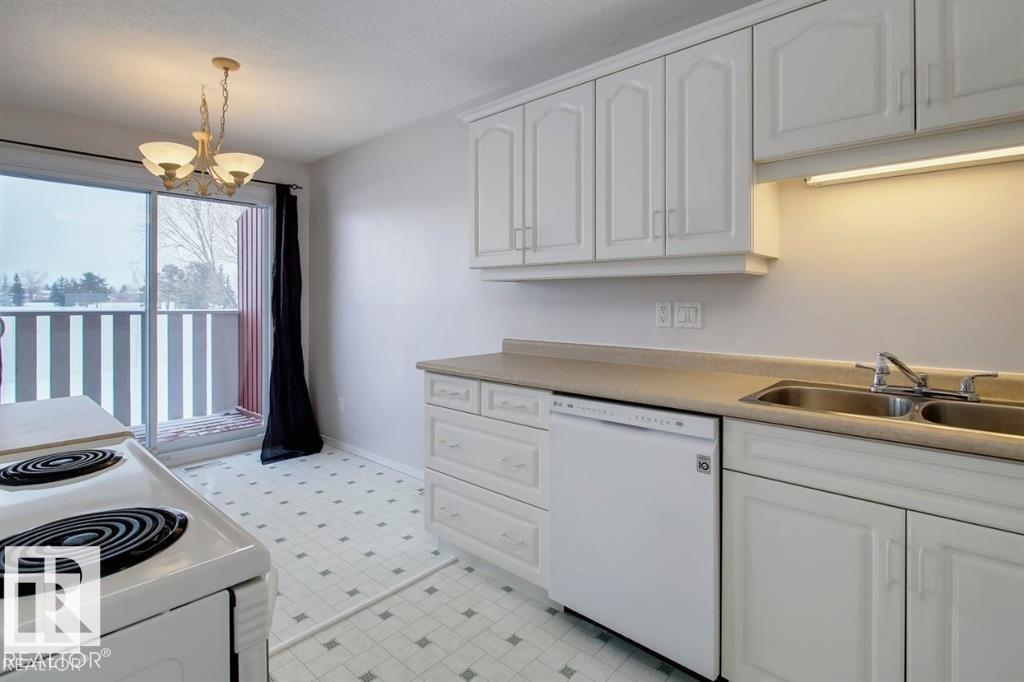 10688 Beaumaris Rd Nw, Edmonton, Alberta  T5X 3N4 - Photo 6 - E4488431