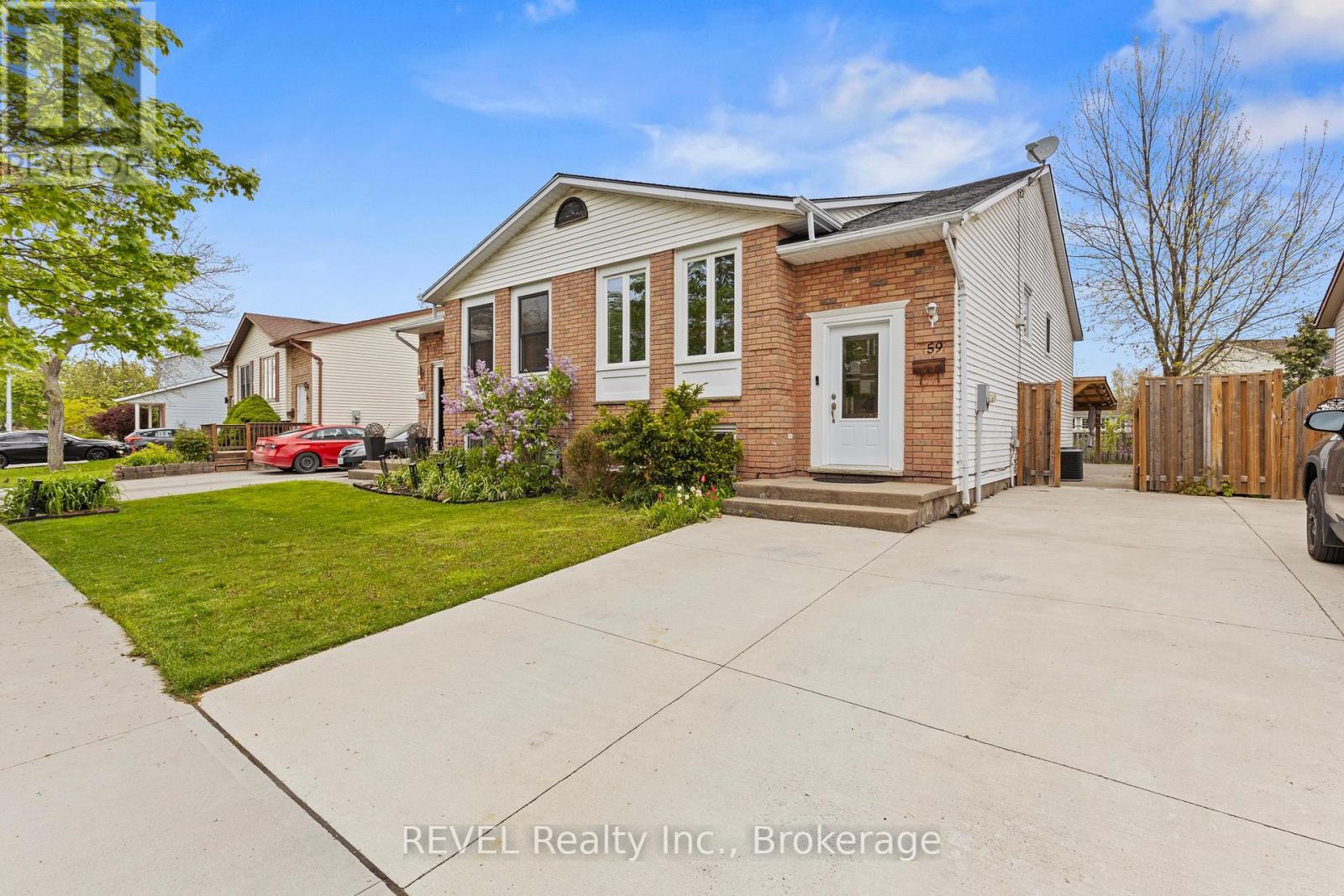 59 Terrace Avenue, Welland (Broadway), Ontario L3C 6K1 - Photo 2 - X13140466