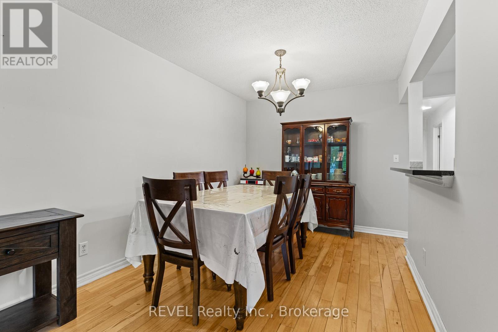 59 Terrace Avenue, Welland (Broadway), Ontario L3C 6K1 - Photo 8 - X13140466
