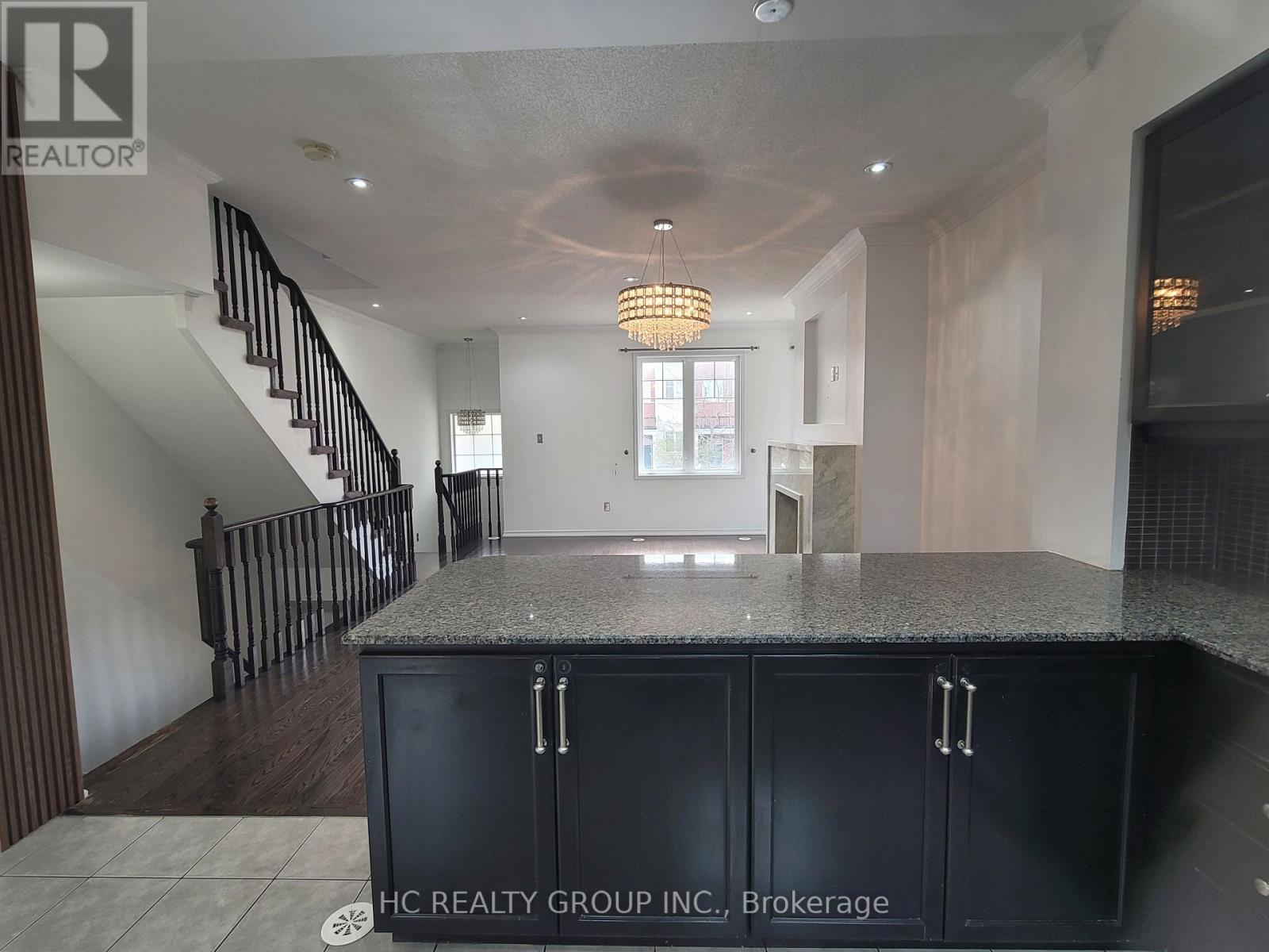 227 Dairy Drive, Toronto, Ontario  M1L 0G4 - Photo 3 - E13140462