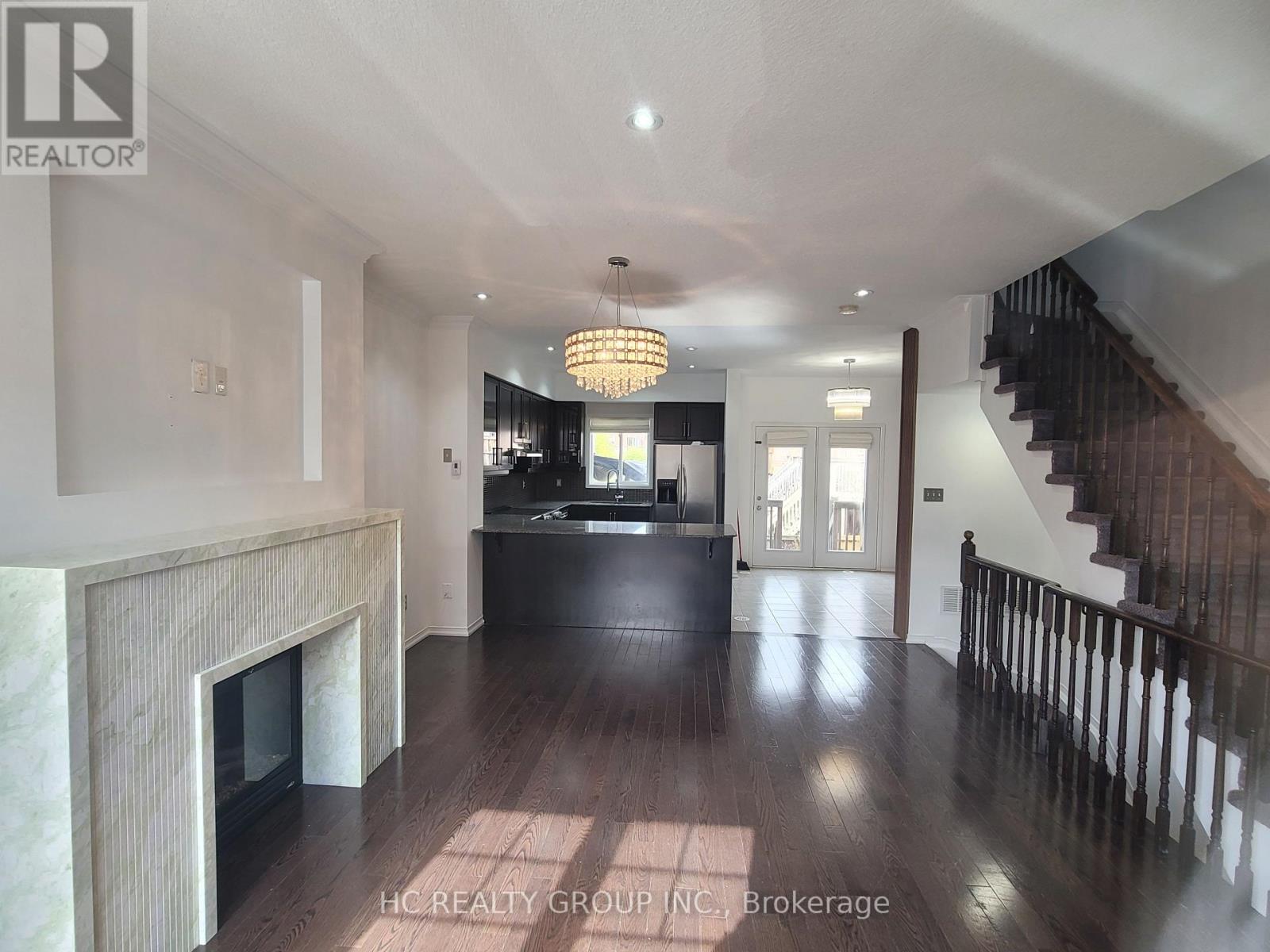 227 Dairy Drive, Toronto, Ontario  M1L 0G4 - Photo 6 - E13140462