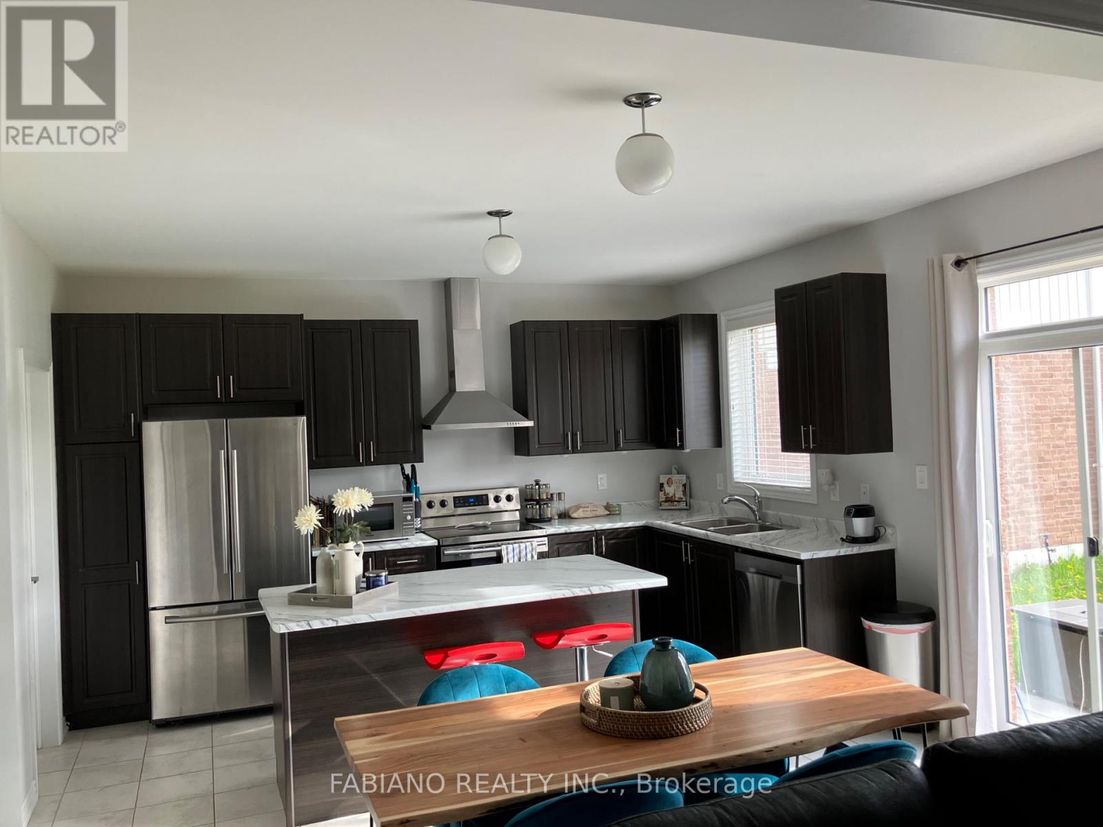 Upper - 175 Brownley Lane, Essa (Angus), Ontario L0M 1B6 - Photo 7 - N13140472