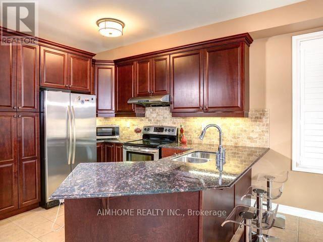 69 James Parrott Avenue, Markham (Wismer), Ontario  L6E 0E4 - Photo 3 - N13140484