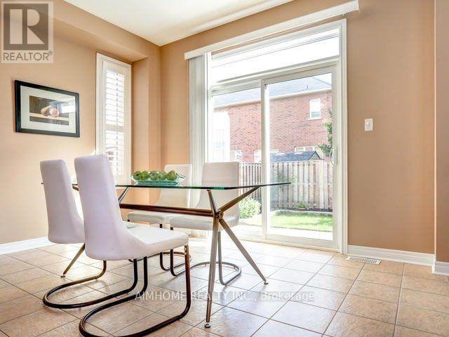 69 James Parrott Avenue, Markham (Wismer), Ontario  L6E 0E4 - Photo 4 - N13140484