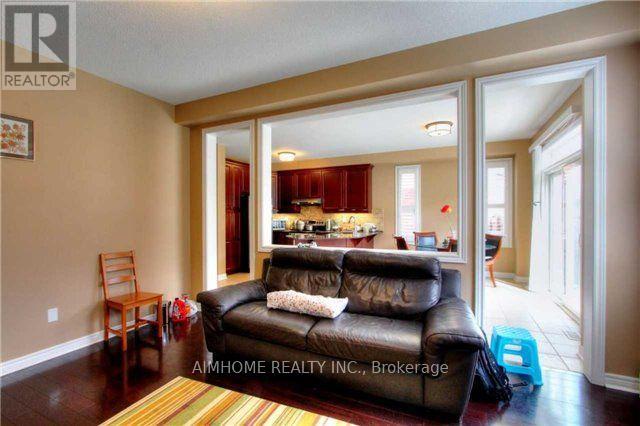 69 James Parrott Avenue, Markham (Wismer), Ontario  L6E 0E4 - Photo 7 - N13140484