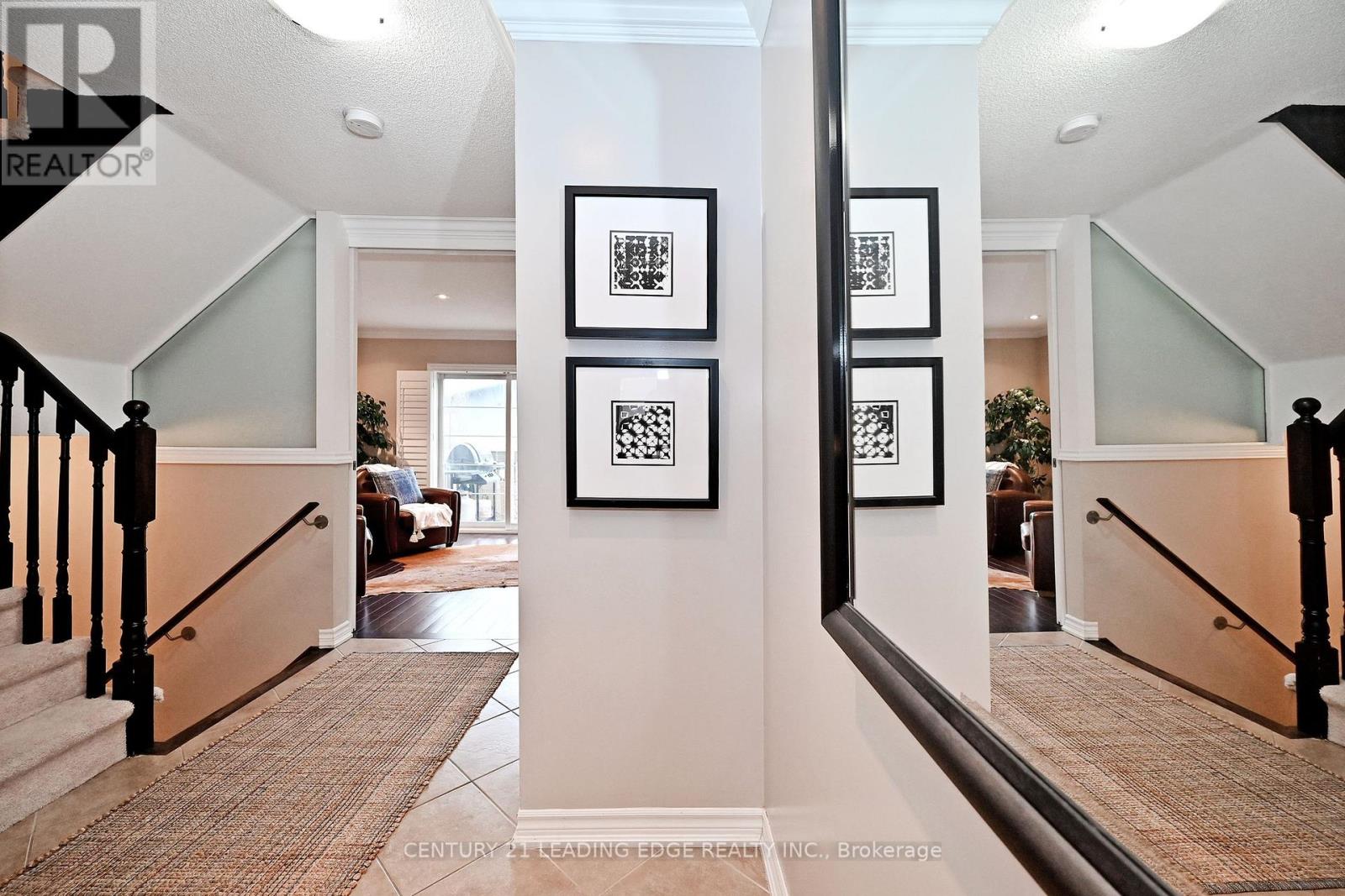 13 Beehive Lane, Markham, Ontario  L6E 0K6 - Photo 5 - N13140490