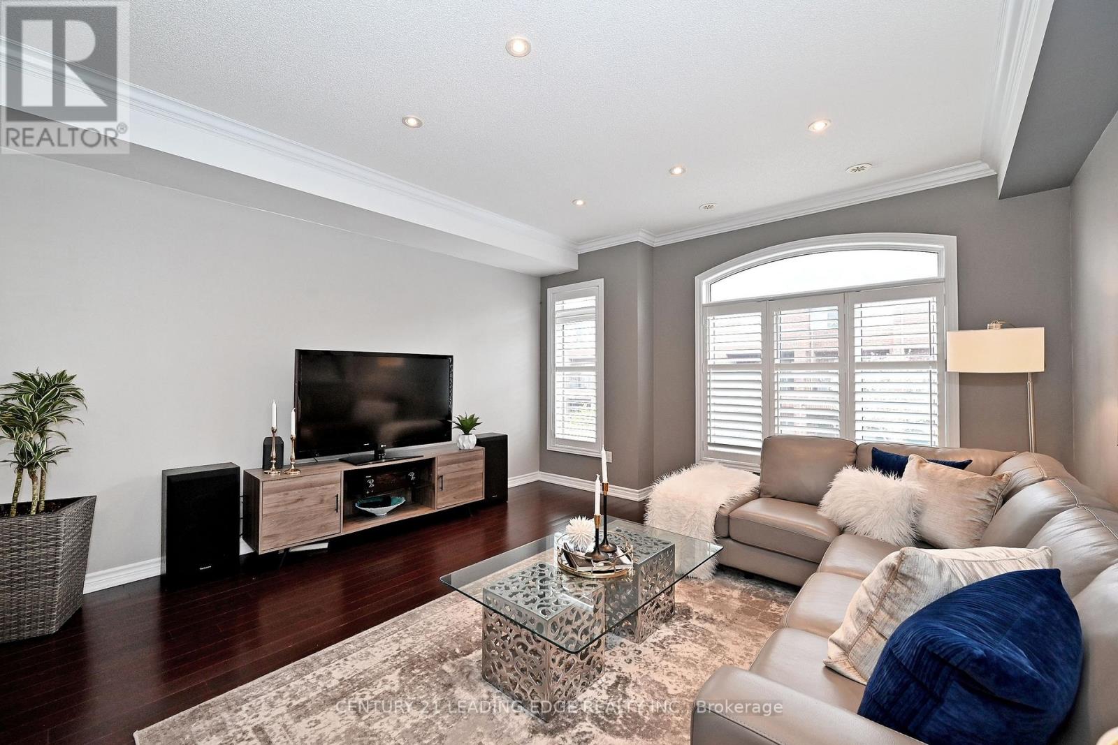 13 Beehive Lane, Markham, Ontario  L6E 0K6 - Photo 9 - N13140490