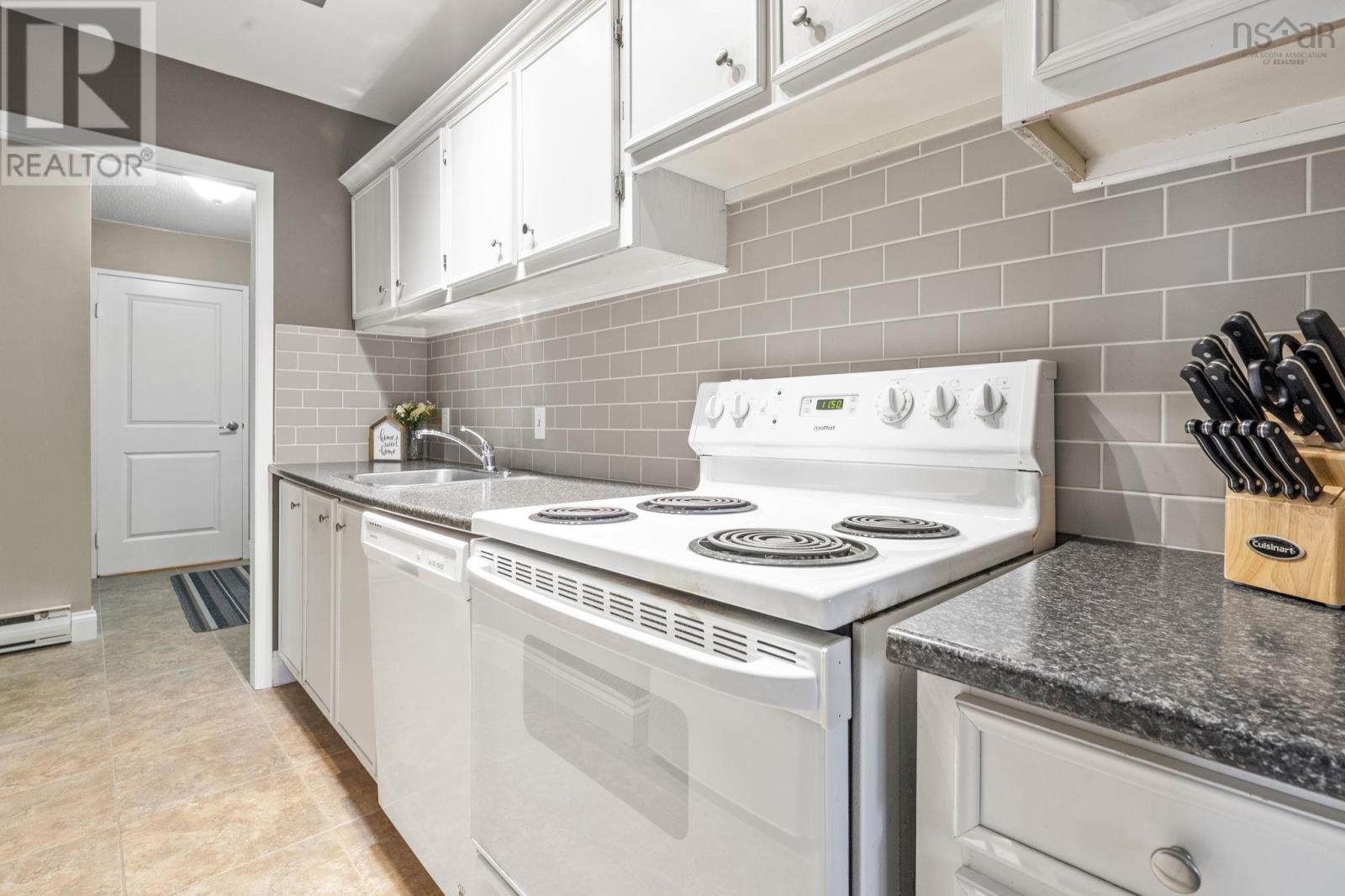 401 28 Brookdale Crescent, Dartmouth, Nova Scotia  B3A 2R5 - Photo 12 - 202610723