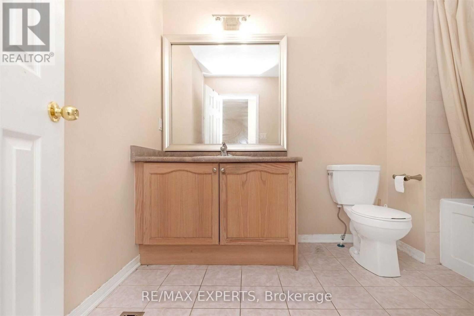 94 Sleightholme Crescent, Brampton, Ontario  L6P 3E7 - Photo 12 - W13140432