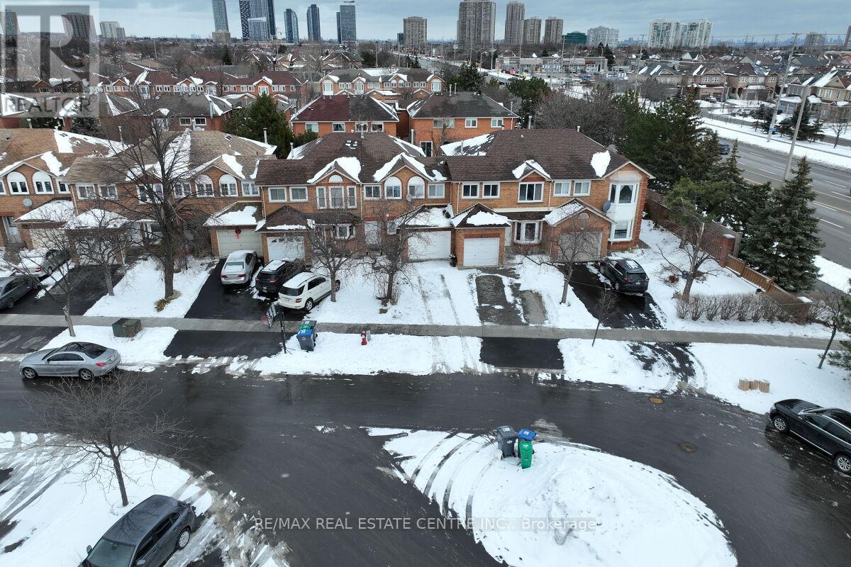 5013 Northern Night Circle, Mississauga, Ontario  L5R 2P7 - Photo 29 - W13140442