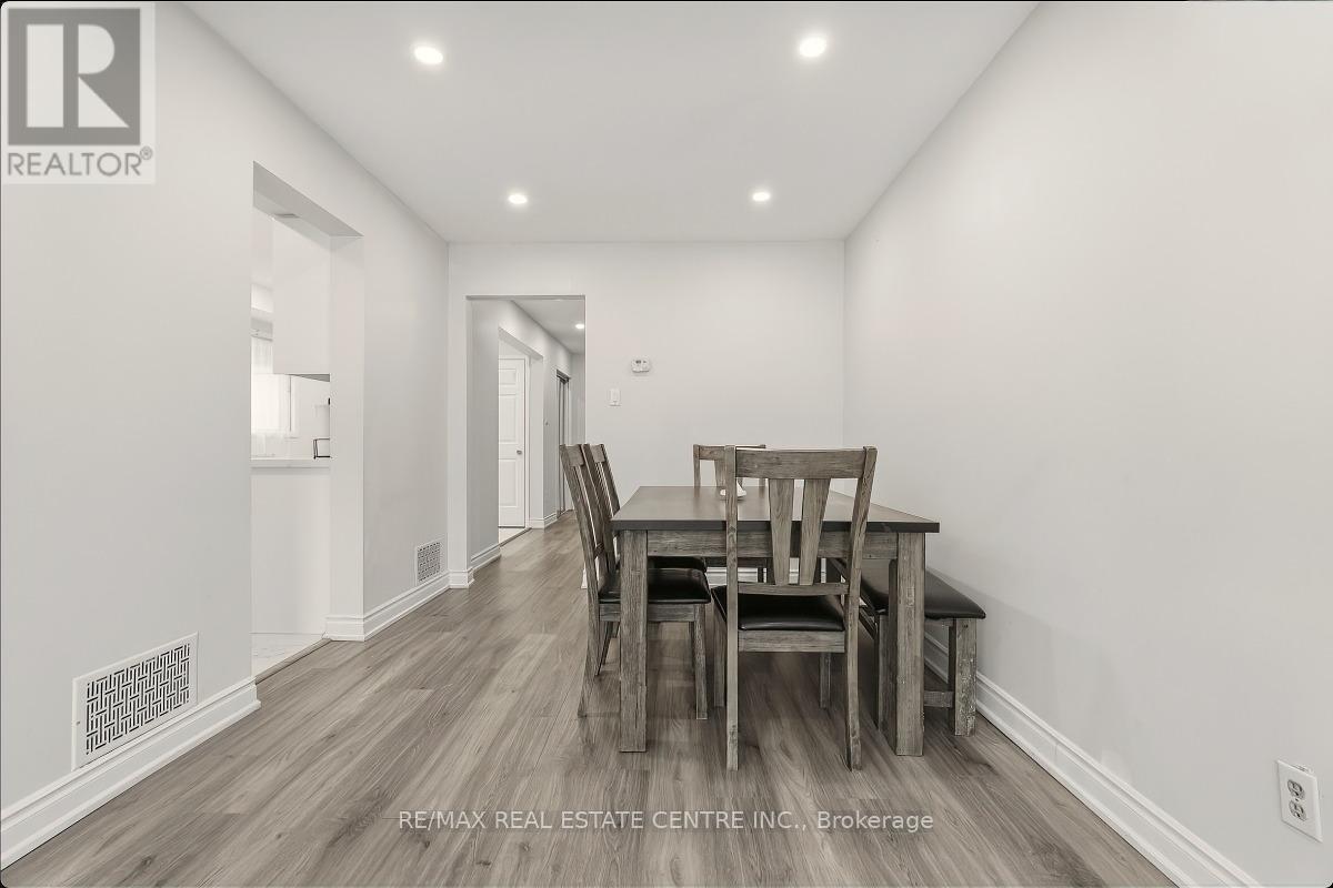 5013 Northern Night Circle, Mississauga, Ontario  L5R 2P7 - Photo 8 - W13140442