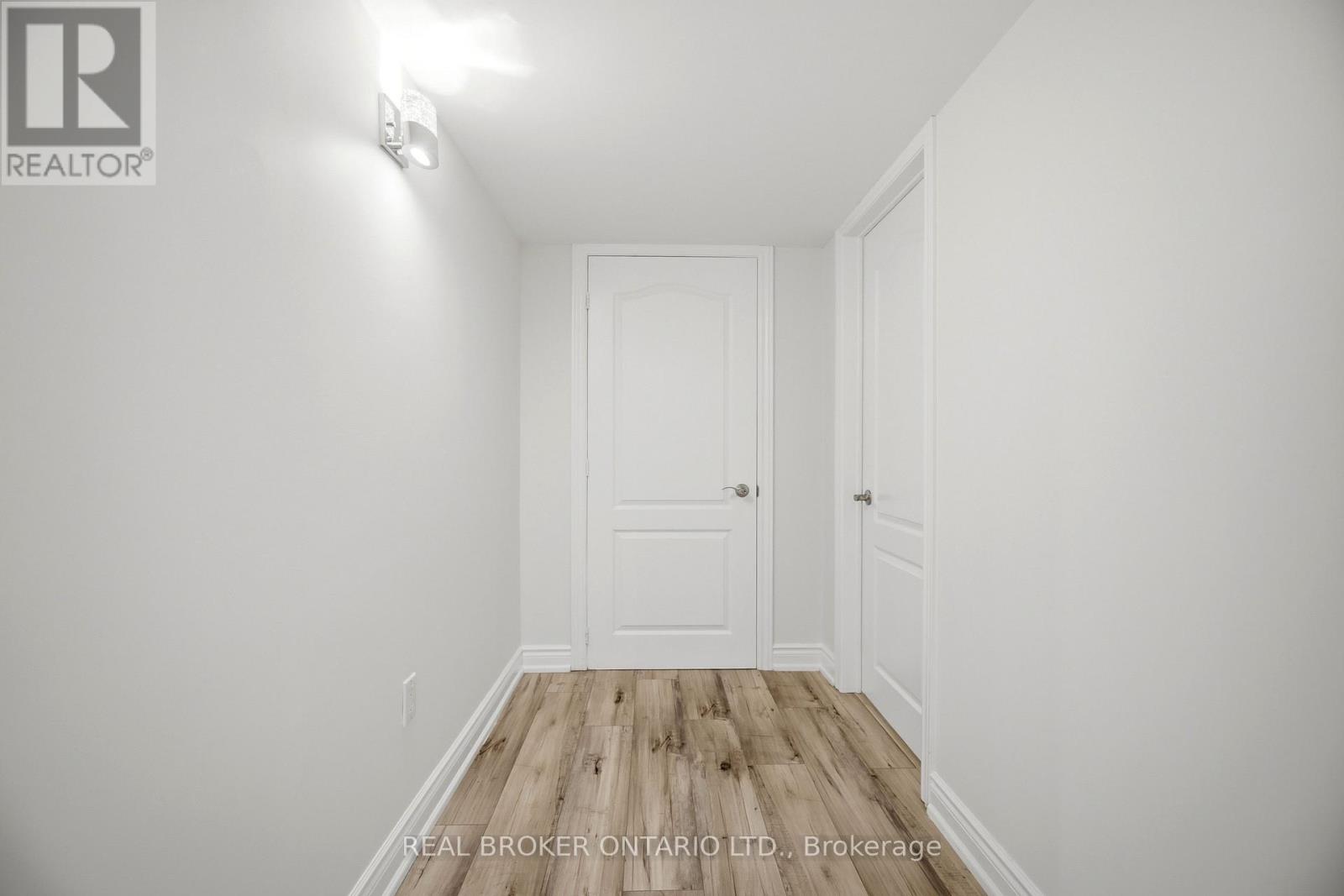 3277 Paul Henderson Drive, Mississauga, Ontario  L5M 0H5 - Photo 30 - W13140444