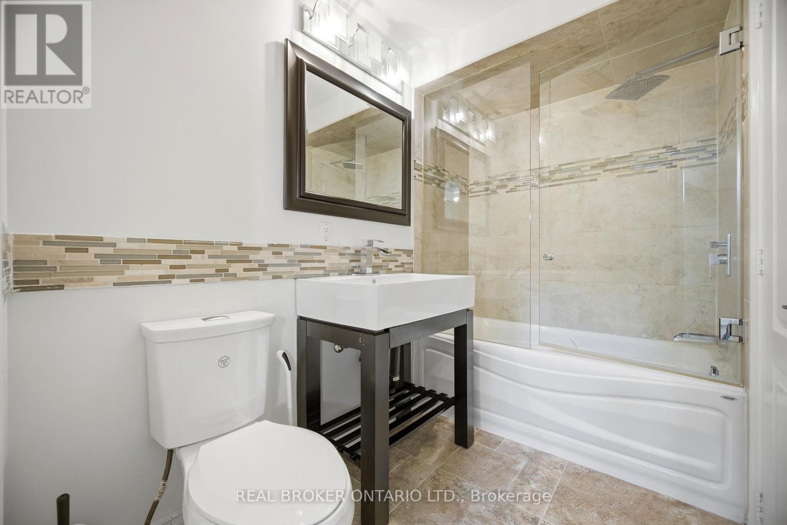 3277 Paul Henderson Drive, Mississauga, Ontario  L5M 0H5 - Photo 34 - W13140444