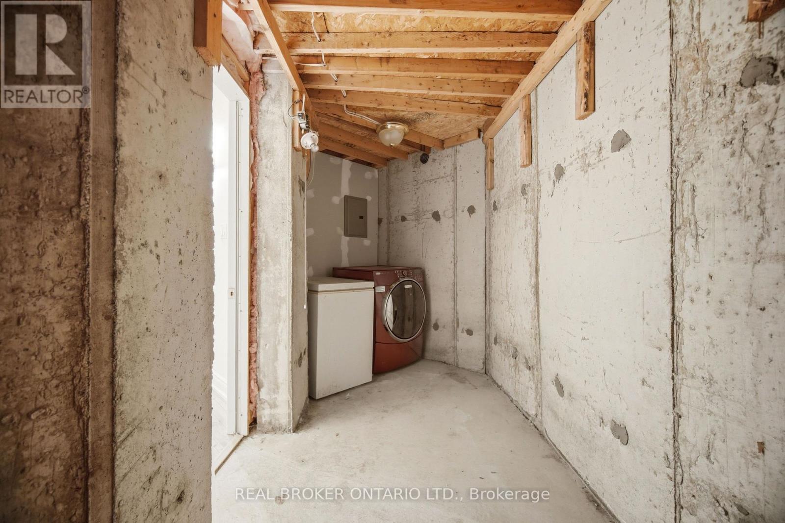 3277 Paul Henderson Drive, Mississauga, Ontario  L5M 0H5 - Photo 37 - W13140444