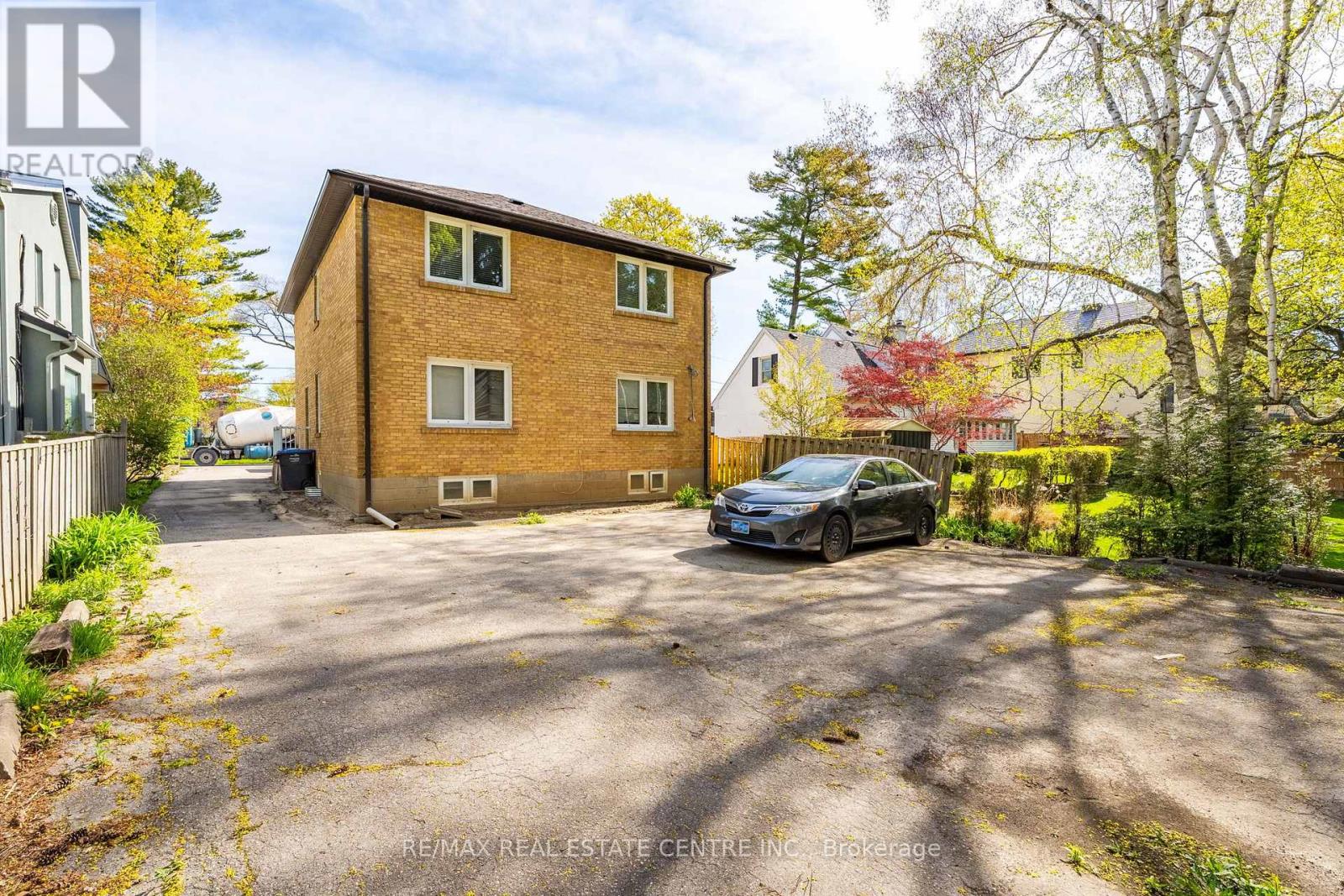 Upper - 48 Maple Avenue S, Mississauga, Ontario  L5H 2R6 - Photo 29 - W13140452
