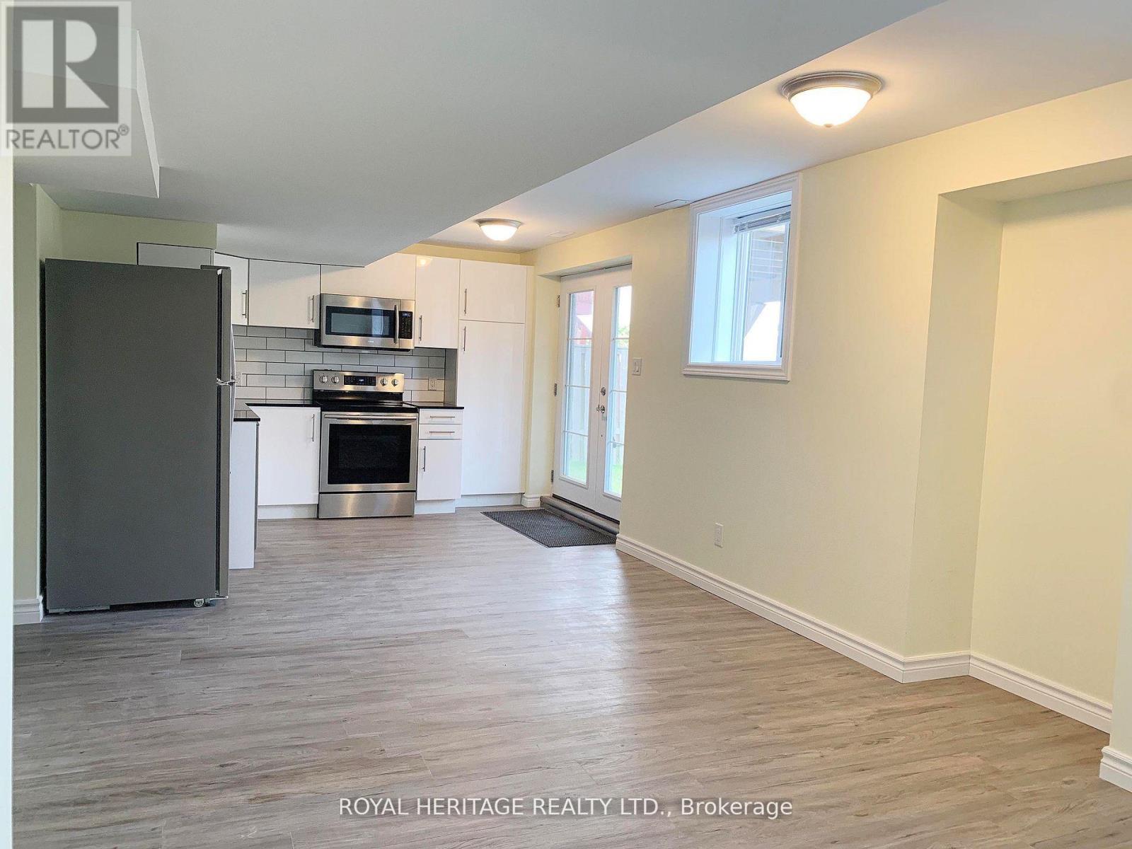 1628 Spencely Drive, Oshawa, Ontario  L1K 0B3 - Photo 6 - E13140520