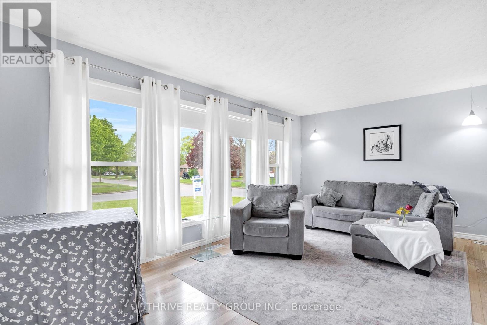 1 Goldwick Crescent, London East, Ontario  N5V 2K9 - Photo 4 - X13140518