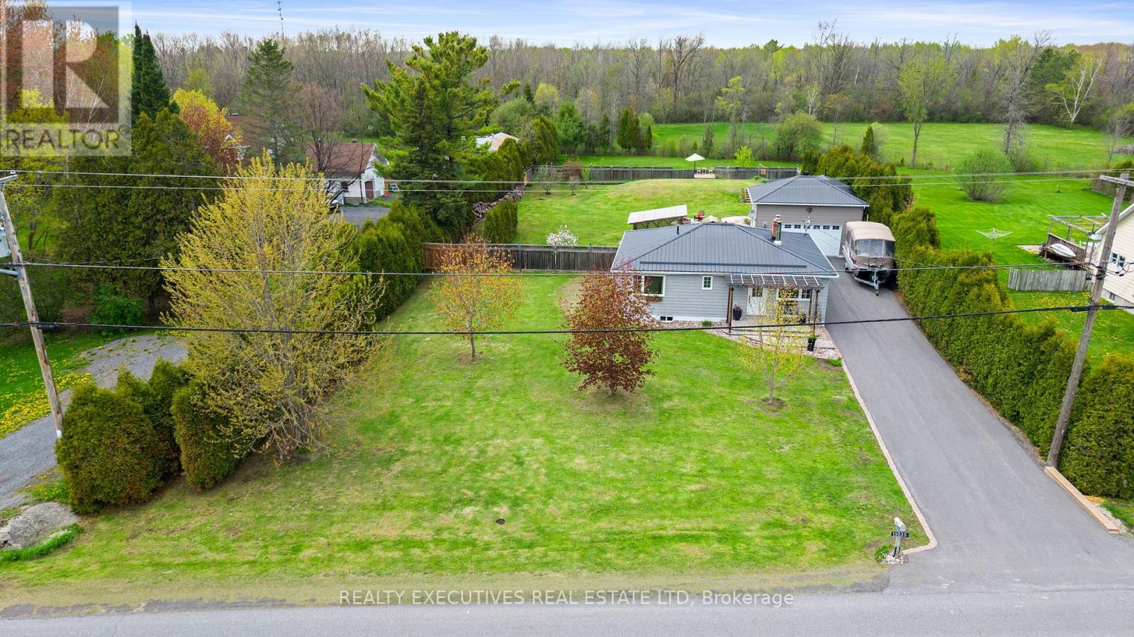 13035 Riverside Drive, South Dundas, Ontario  K0C 1X0 - Photo 35 - X13140512