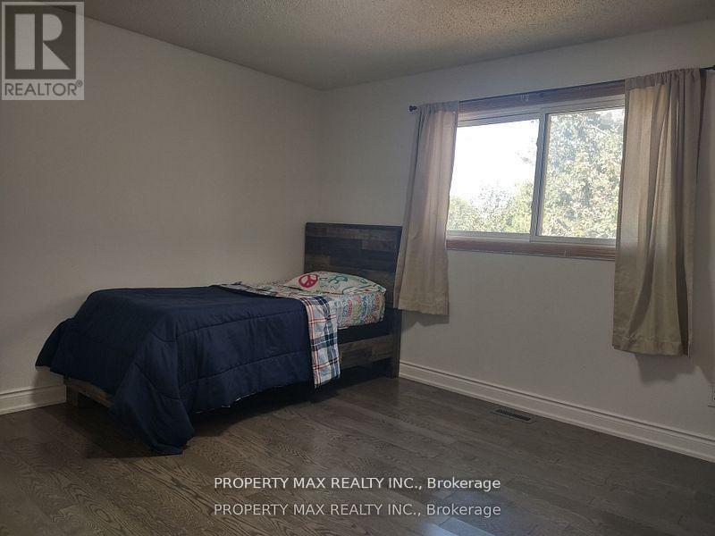 Upper 3 Level - 30 Glenabbey Drive, Clarington, Ontario  L1E 1B8 - Photo 13 - E13140522