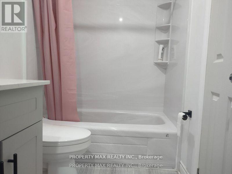 Upper 3 Level - 30 Glenabbey Drive, Clarington, Ontario  L1E 1B8 - Photo 15 - E13140522