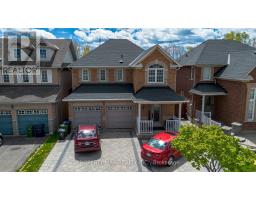29 GRACKLE TRAIL, Toronto, Ontario