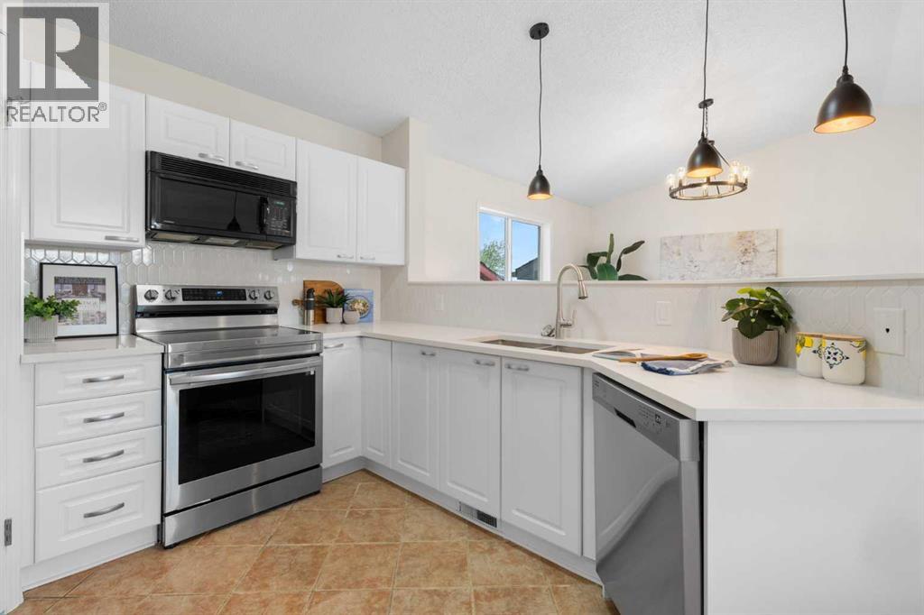 49 Martin Crossing Green NE, Calgary, Alberta  T3J 3P1 - Photo 11 - A2308745