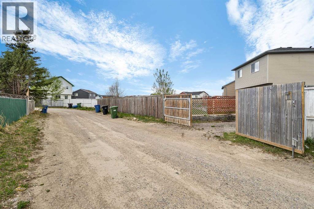 49 Martin Crossing Green NE, Calgary, Alberta  T3J 3P1 - Photo 36 - A2308745