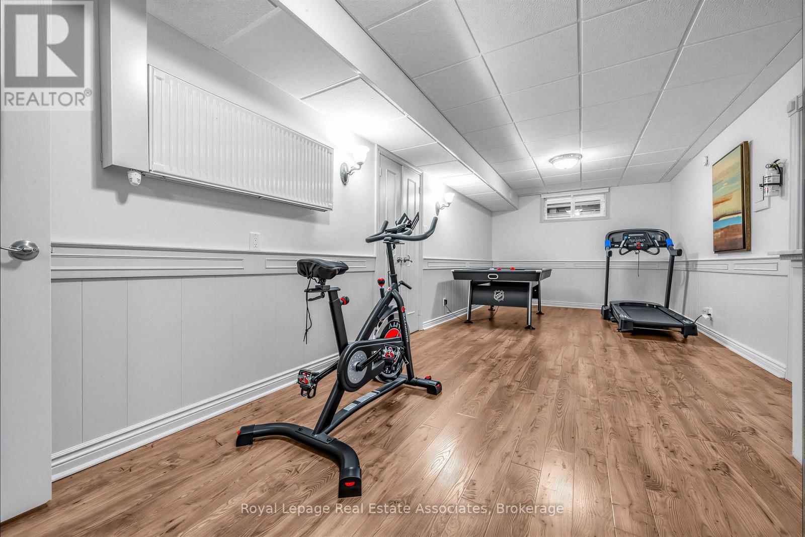 1593 Glenburnie Road, Mississauga, Ontario L5G 3C9 - Photo 34 - W12925262
