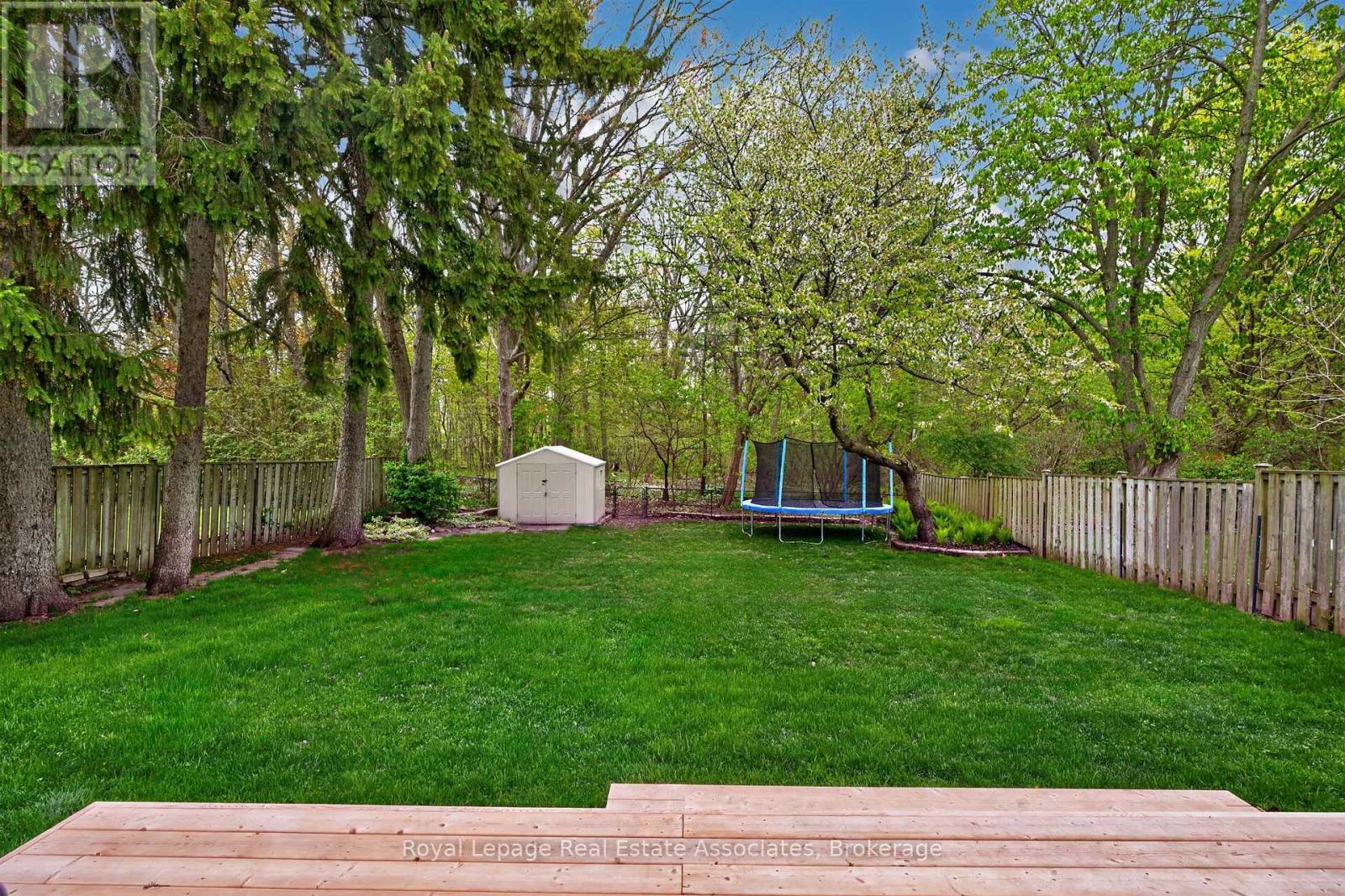 1593 Glenburnie Road, Mississauga, Ontario L5G 3C9 - Photo 46 - W12925262