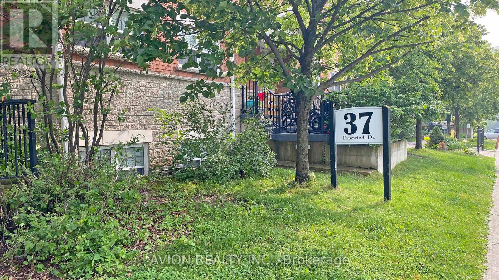 111 - 37 Four Winds Drive, Toronto, Ontario  M3J 1K7 - Photo 2 - W13140214