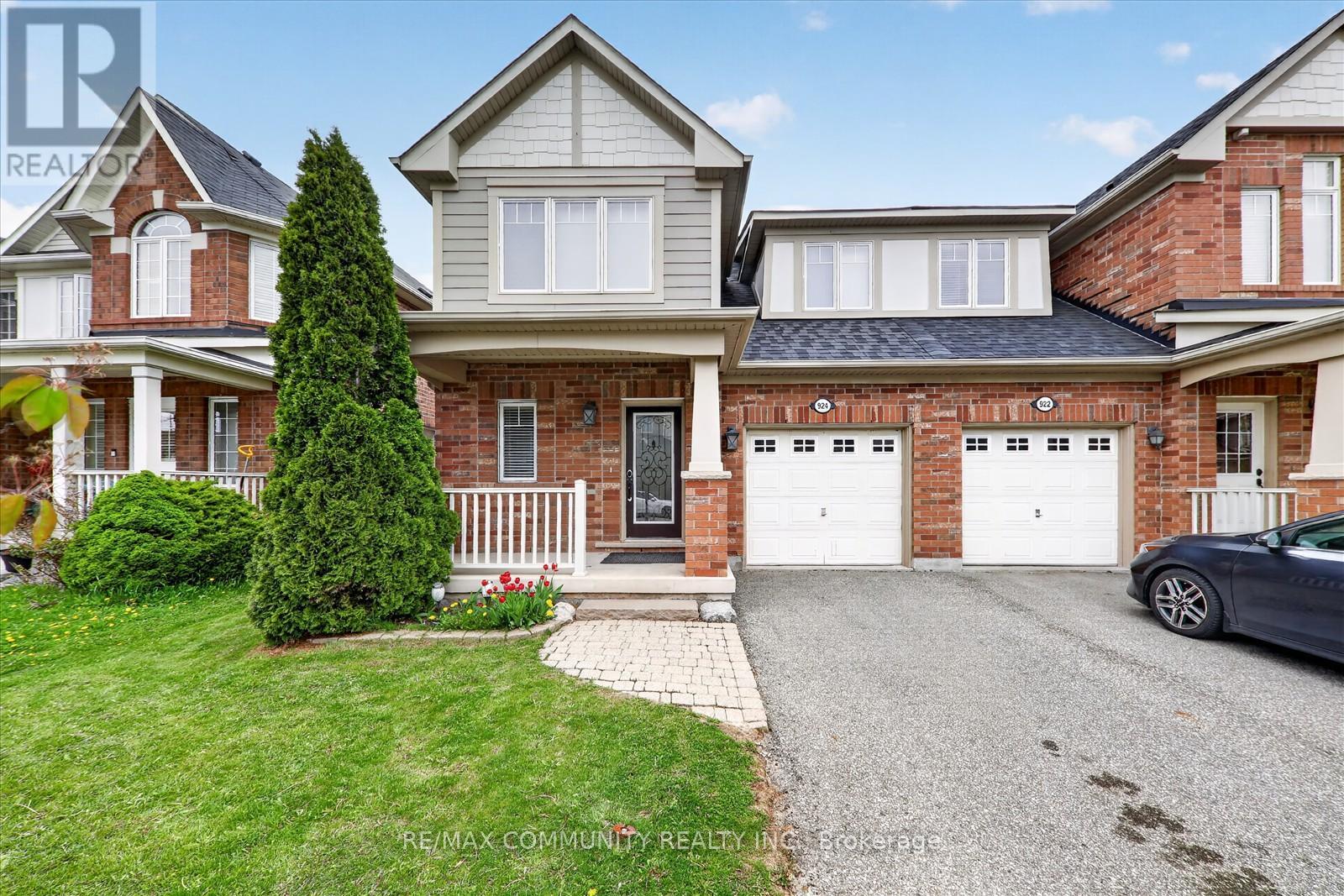 924 ZELINSKY CRESCENT, Milton, Ontario
