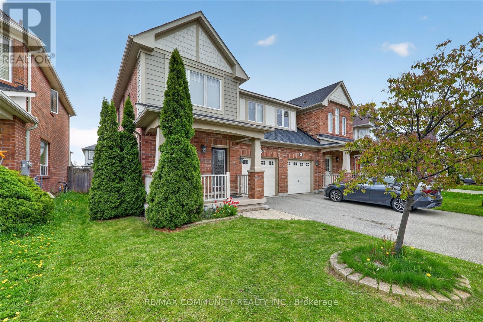 924 Zelinsky Crescent, Milton, Ontario L9T 0L5 - Photo 2 - W13140538