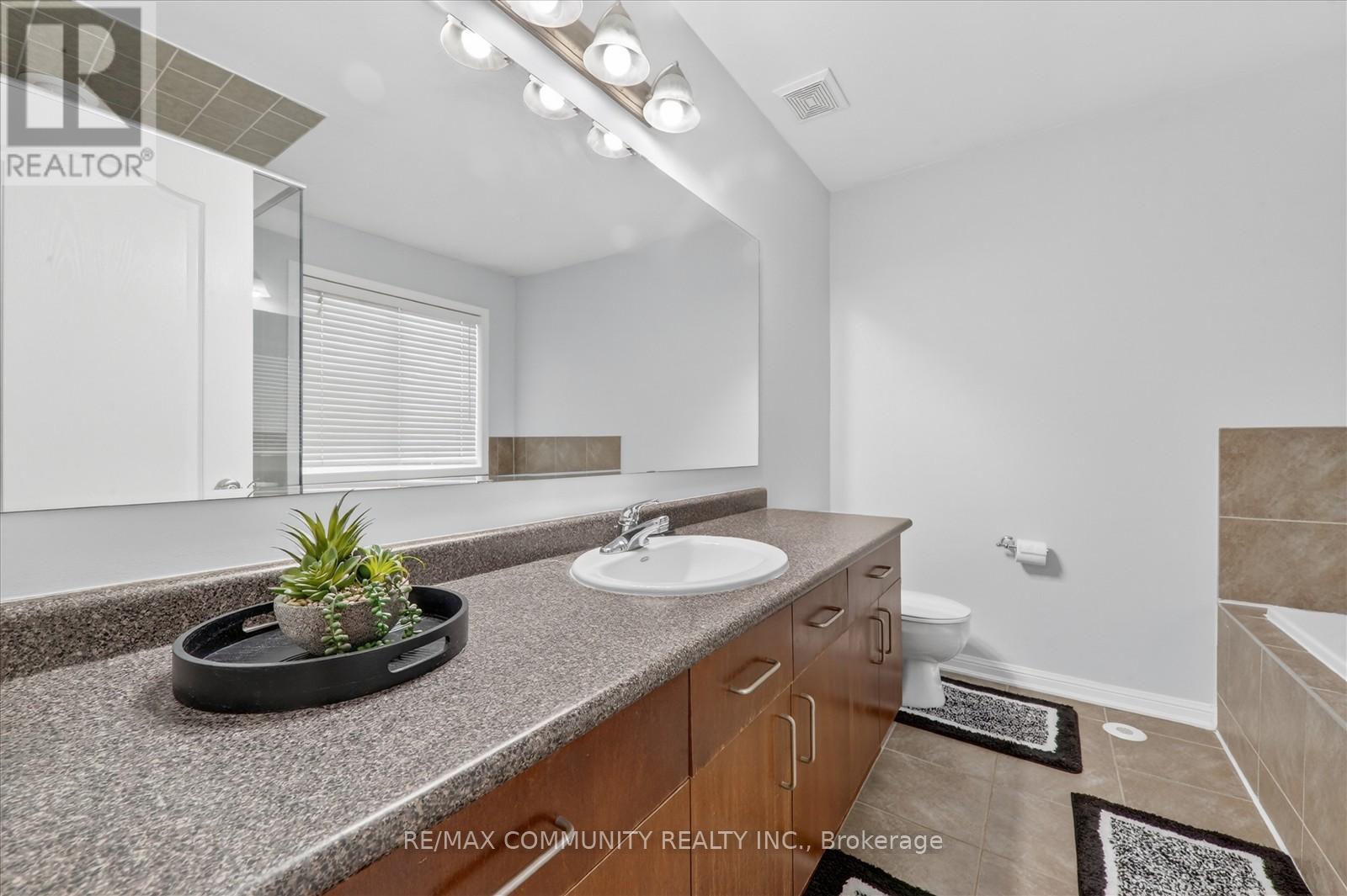 924 Zelinsky Crescent, Milton, Ontario L9T 0L5 - Photo 22 - W13140538