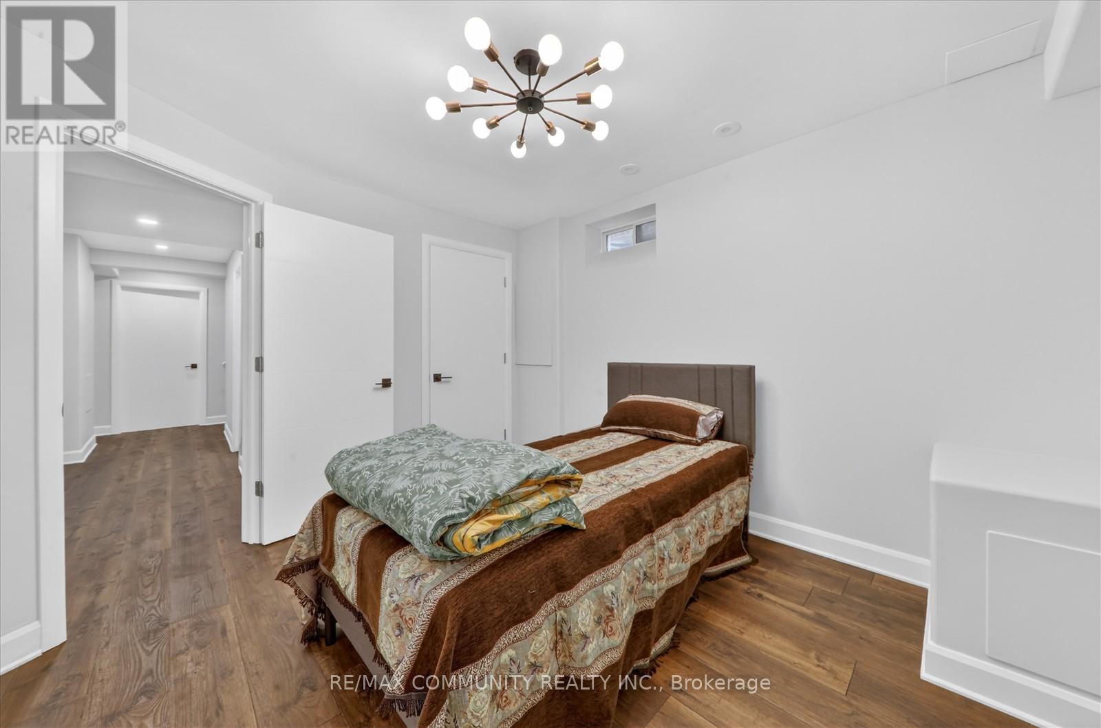 924 Zelinsky Crescent, Milton, Ontario L9T 0L5 - Photo 35 - W13140538