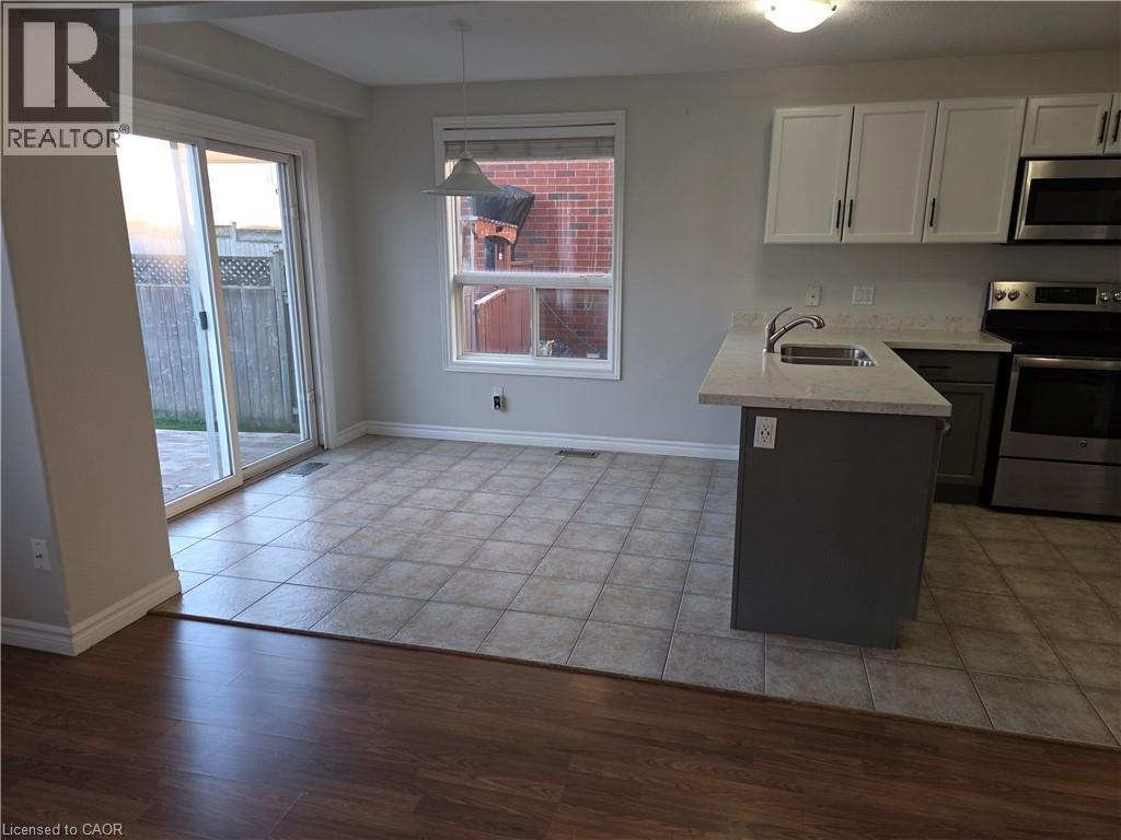 569 Alberta Avenue, Woodstock, Ontario  N4V 0A3 - Photo 6 - 40810132