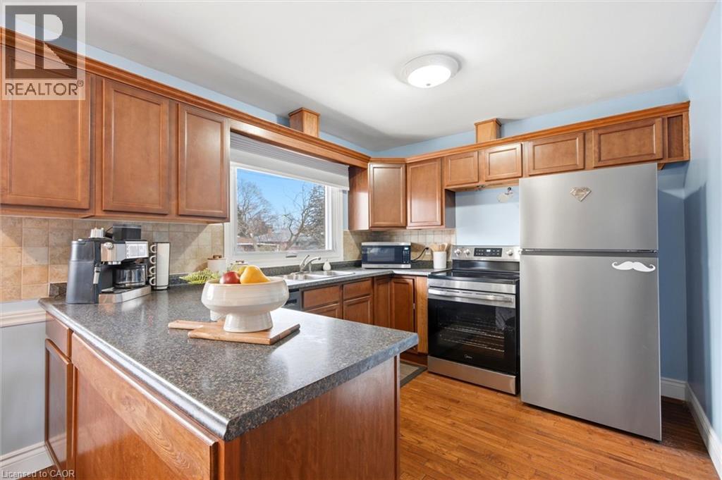 52 Boniface Avenue, Kitchener, Ontario  N2C 1L9 - Photo 8 - 40817145