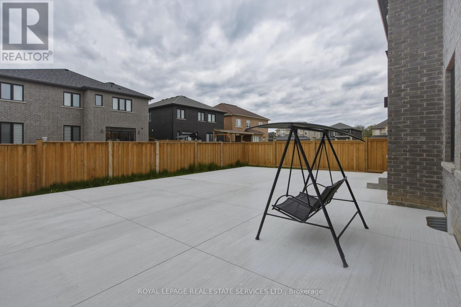 197 Whittington Drive, Hamilton, Ontario  L9K 0H6 - Photo 39 - X13140540