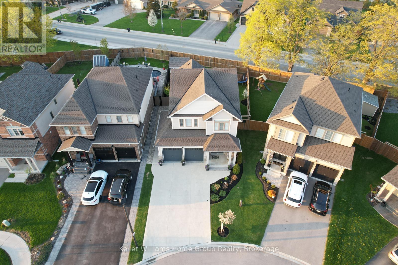 192 Harpin Way E, Centre Wellington, Ontario  N1M 0G8 - Photo 3 - X13099498