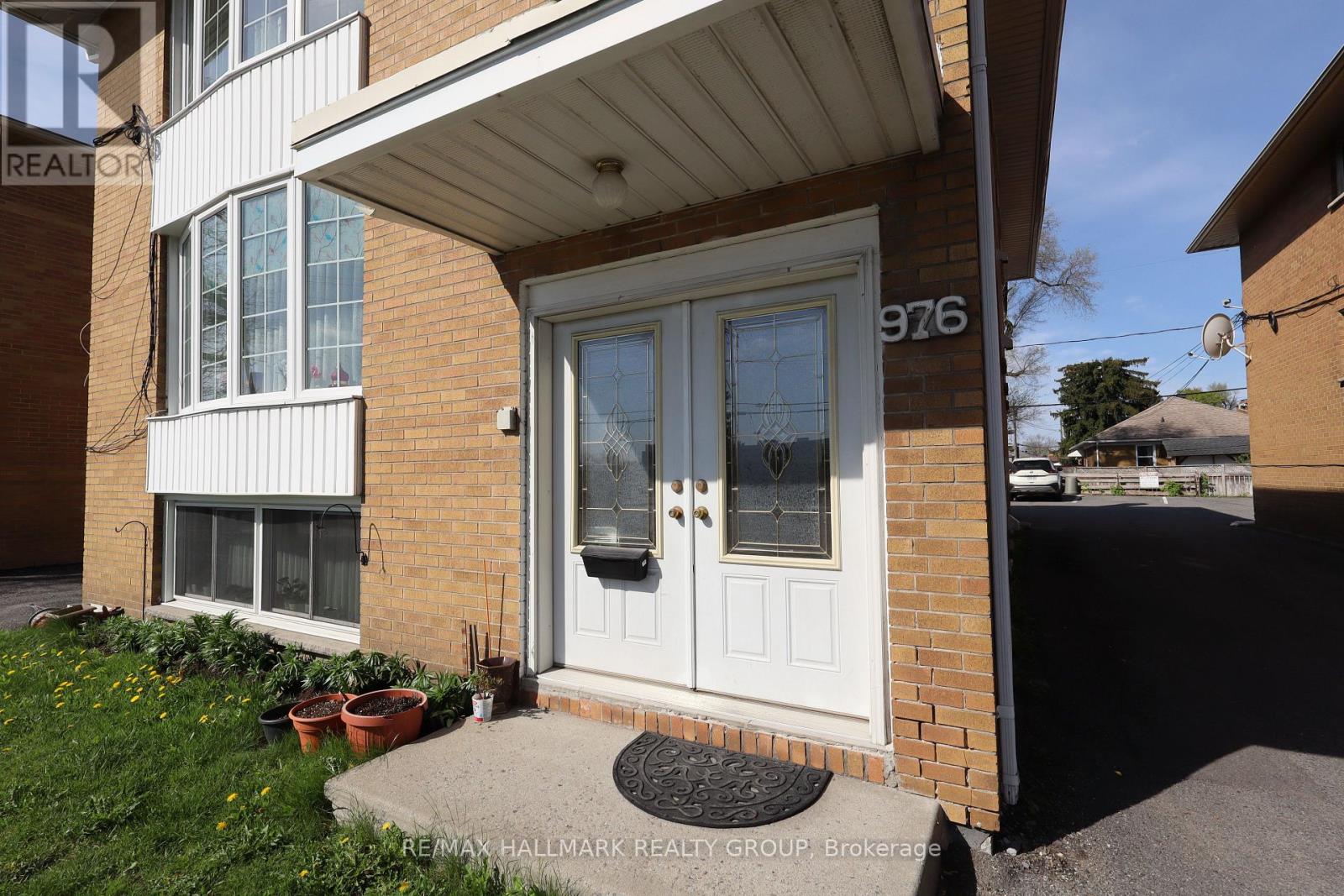 2 - 976 St Laurent Boulevard, Ottawa, Ontario  K1K 3B3 - Photo 2 - X13140246