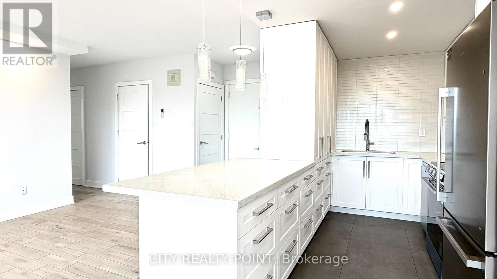 811 - 10 Shallmar Boulevard, Toronto, Ontario  M5N 1J4 - Photo 9 - C13140576