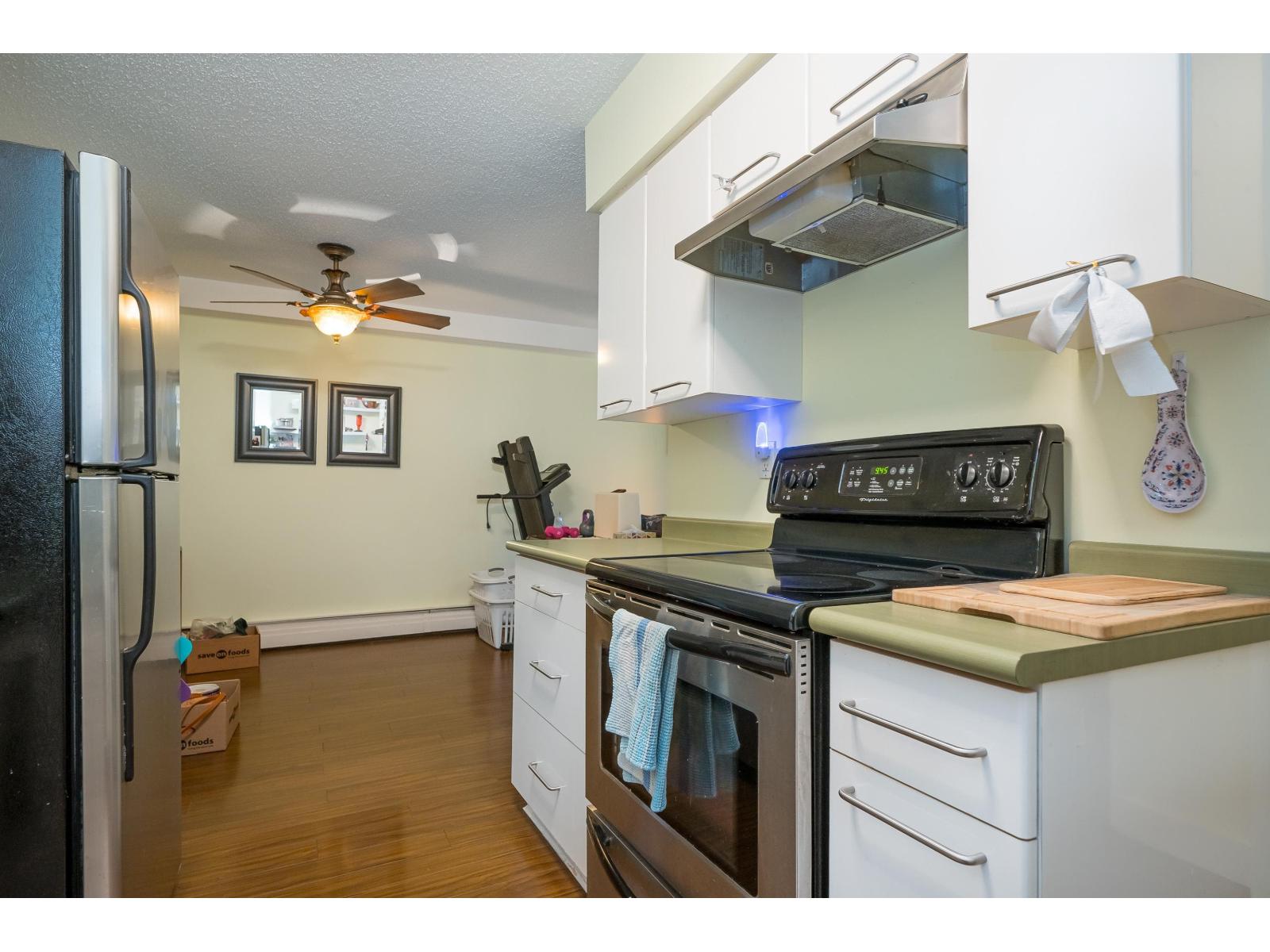 114 1442 Blackwood Street, White Rock, British Columbia  V4B 3V5 - Photo 10 - R3124226