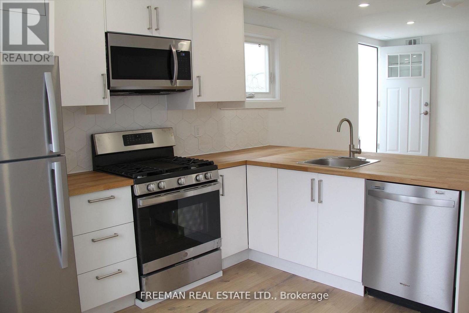 2 - 3449 YONGE STREET, Toronto, Ontario