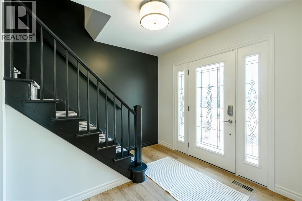 1614 Blackwell Road, Sarnia, Ontario  N7X 1A4 - Photo 4 - 26011321