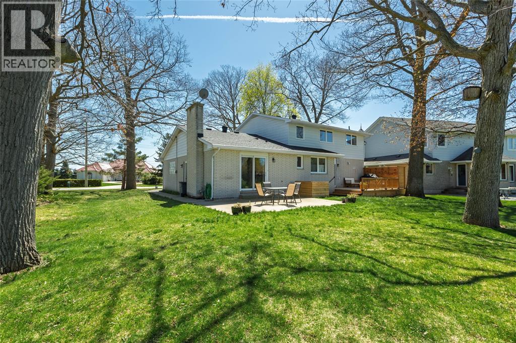 1614 Blackwell Road, Sarnia, Ontario  N7X 1A4 - Photo 42 - 26011321