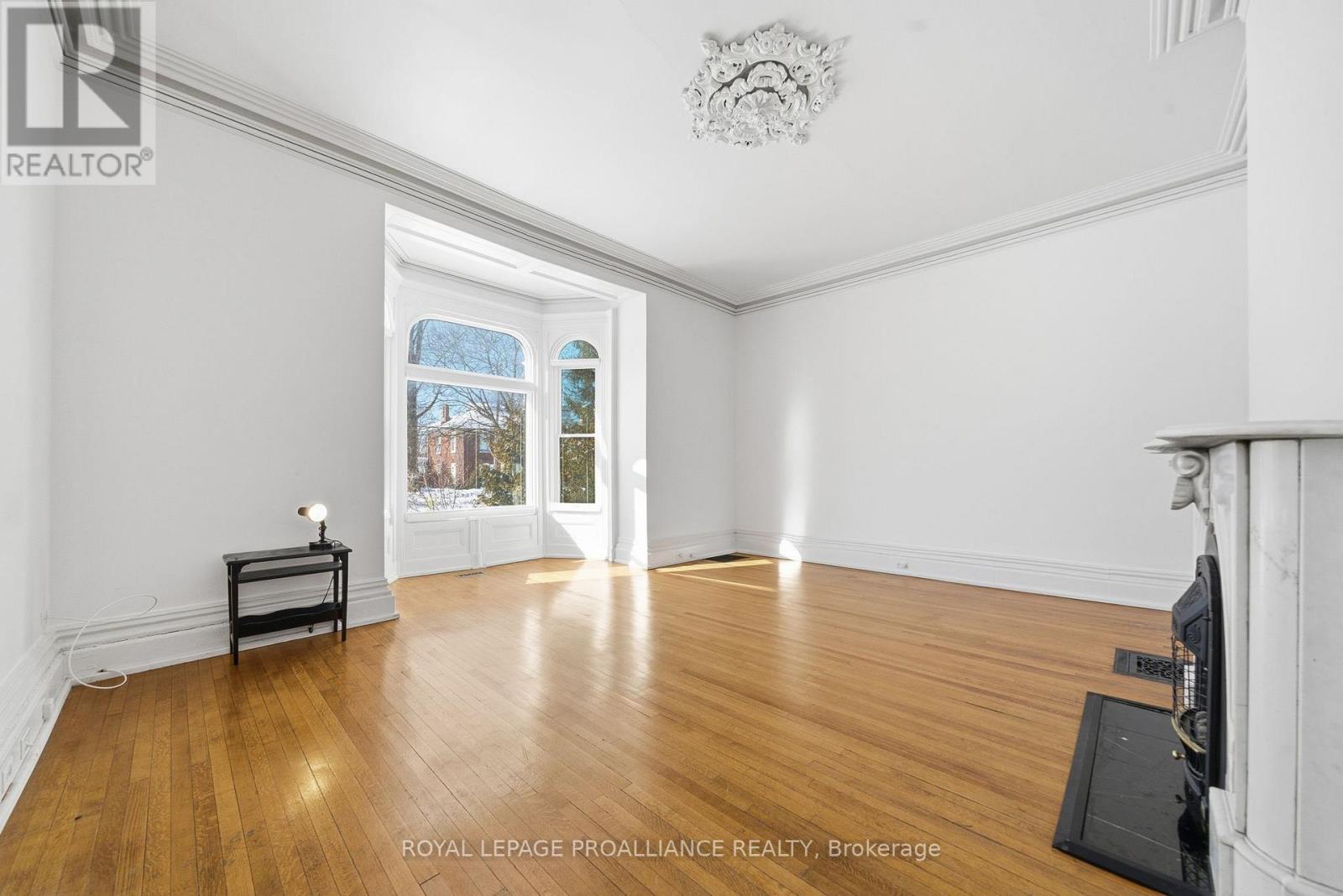 219 Charles Street, Belleville, Ontario  K8N 3M3 - Photo 20 - X12940882