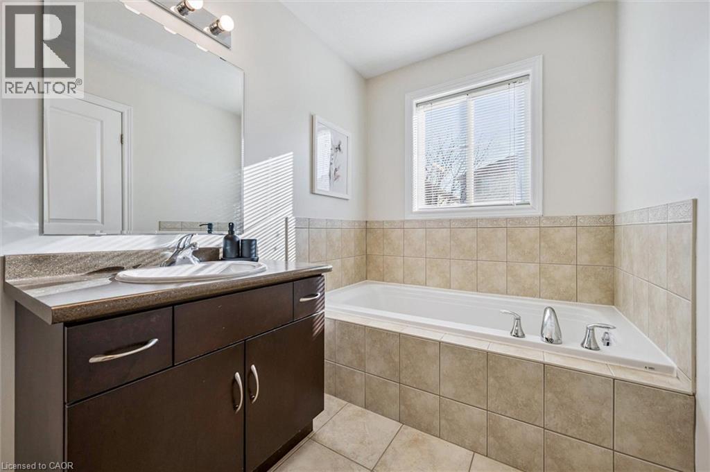 30 Vipond Street, Guelph, Ontario  N1E 0G9 - Photo 9 - 40822549