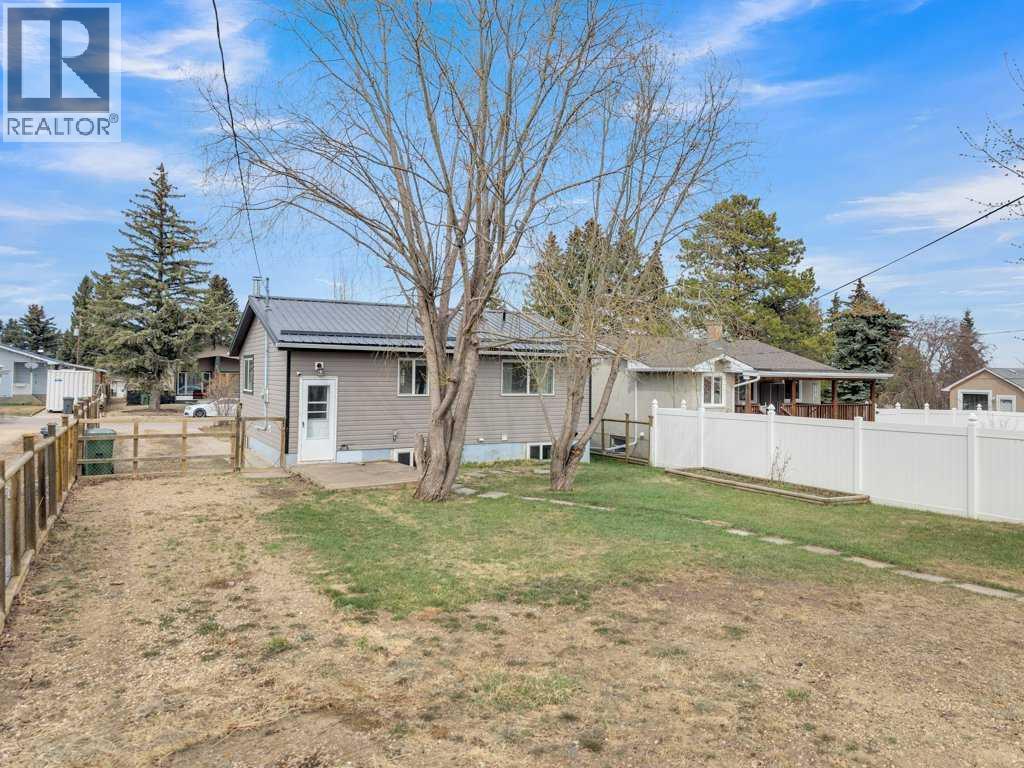 5023 56 Avenue, Rimbey, Alberta  T0C 2J0 - Photo 9 - A2307245