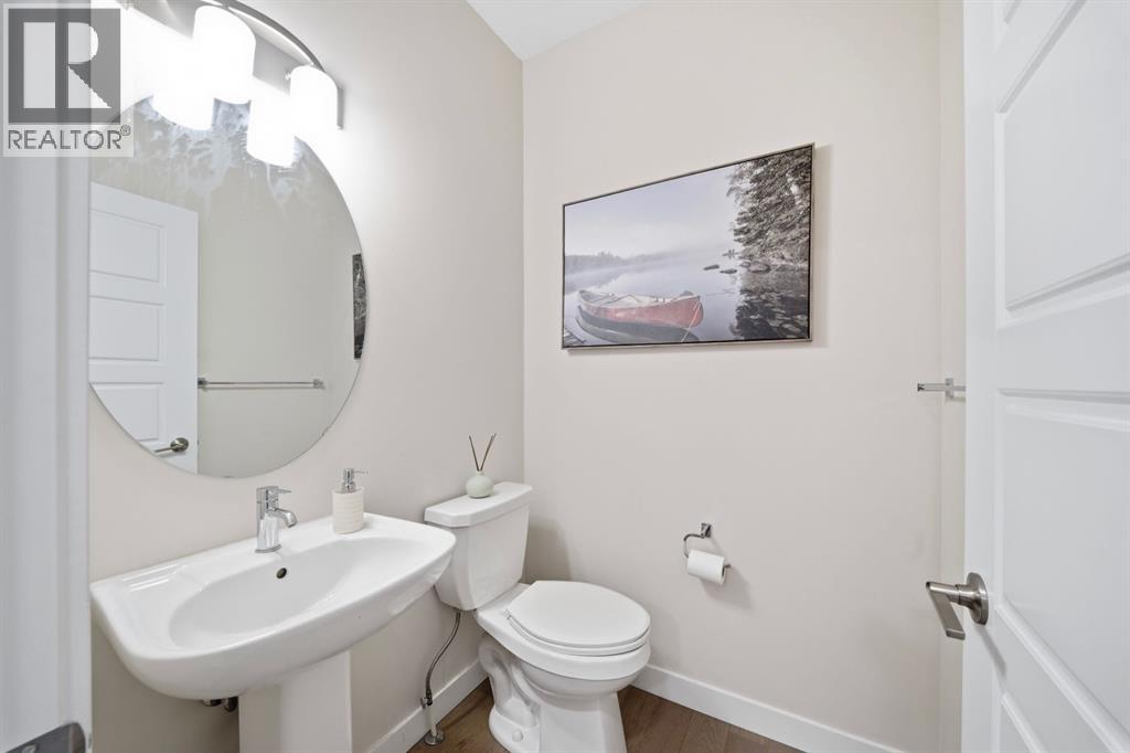 304 Creekrun Crescent SW, Airdrie, Alberta  T4B 5J8 - Photo 14 - A2288118
